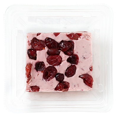 成城石井 クランベリーがたっぷり入ったクリームチーズ 1個 | D+2