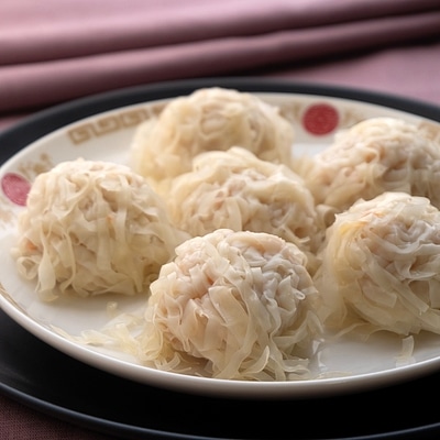 成城石井自家製 サーモンと海老の海鮮焼売 6個 | D+2 / 消費期限:発送日より4日間 / 年内お届け12月26日注文まで / 1月1-6日着不可