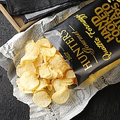 ハンターズ クアトロフォルマッジフレーバーポテトチップス 125g