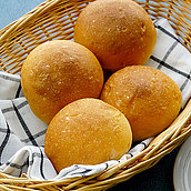 成城石井自家製 北海道美瑛産小麦とマスカルポーネのバターロール 5個入 | D+2 / 消費期限:発送日より2日間