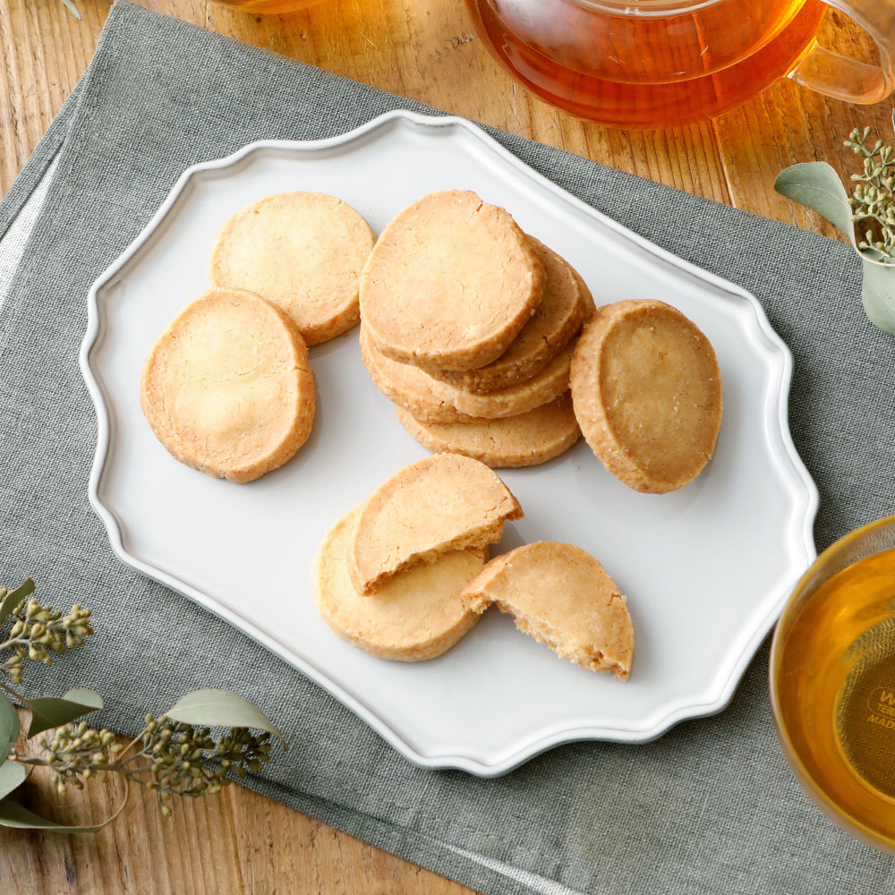 成城石井自家製 発酵バターのショートブレッド 10枚 | D+2