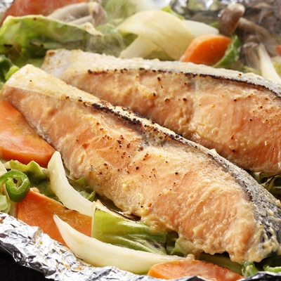 【冷凍】北海道　知床羅臼 鮭のちゃんちゃん焼き