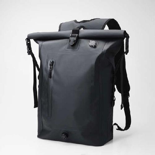 エレコム(ELECOM) BM-BPWP02BK ブラック 防水設計ロールトップリュック 22L