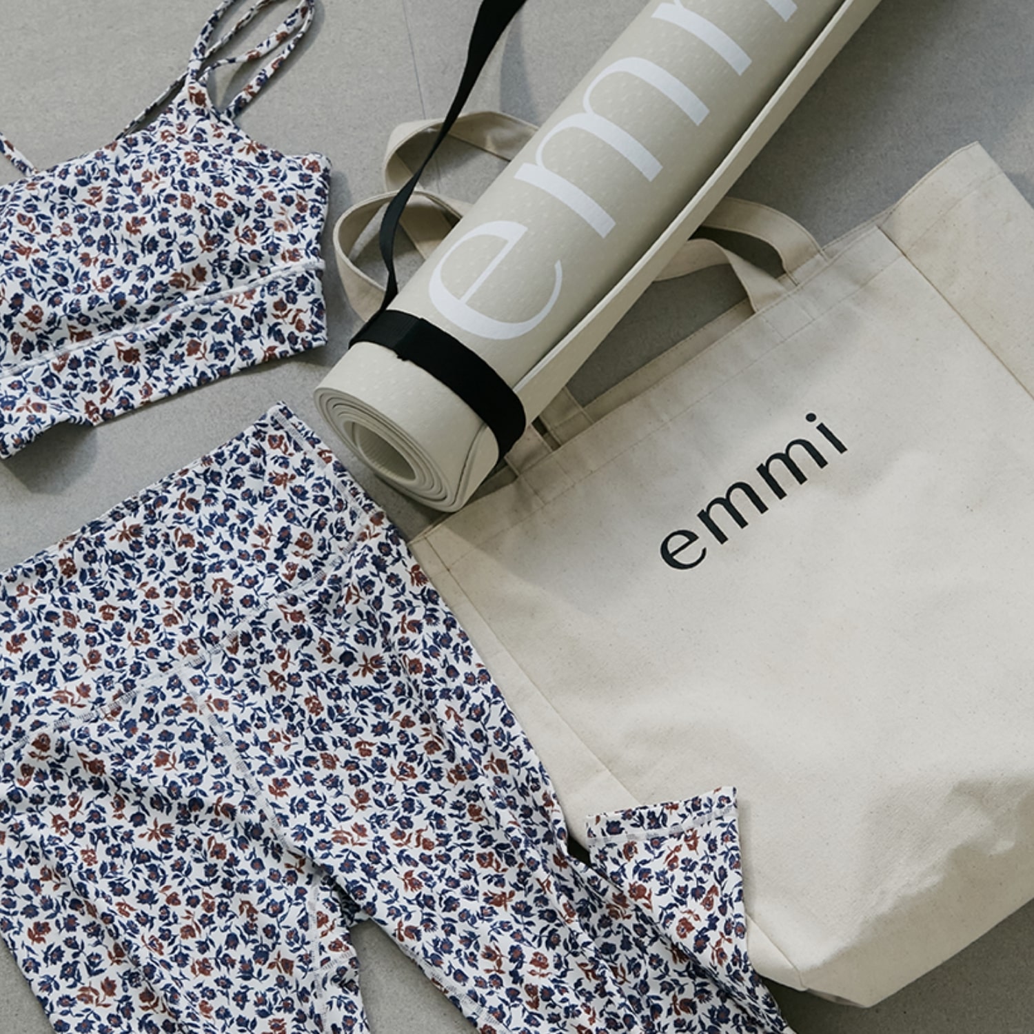 emmi WELLNESS YOGA PACK（4 ITEMS SET）エミ ウェルネスヨガパック