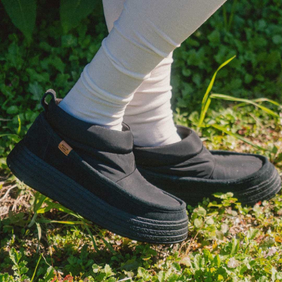 REDWOOD RIVER　MINNETONKA(R) M11C ショートブーツ ブラック レッドウッド リバーミネトンカ(R) ブーツ 送料無料