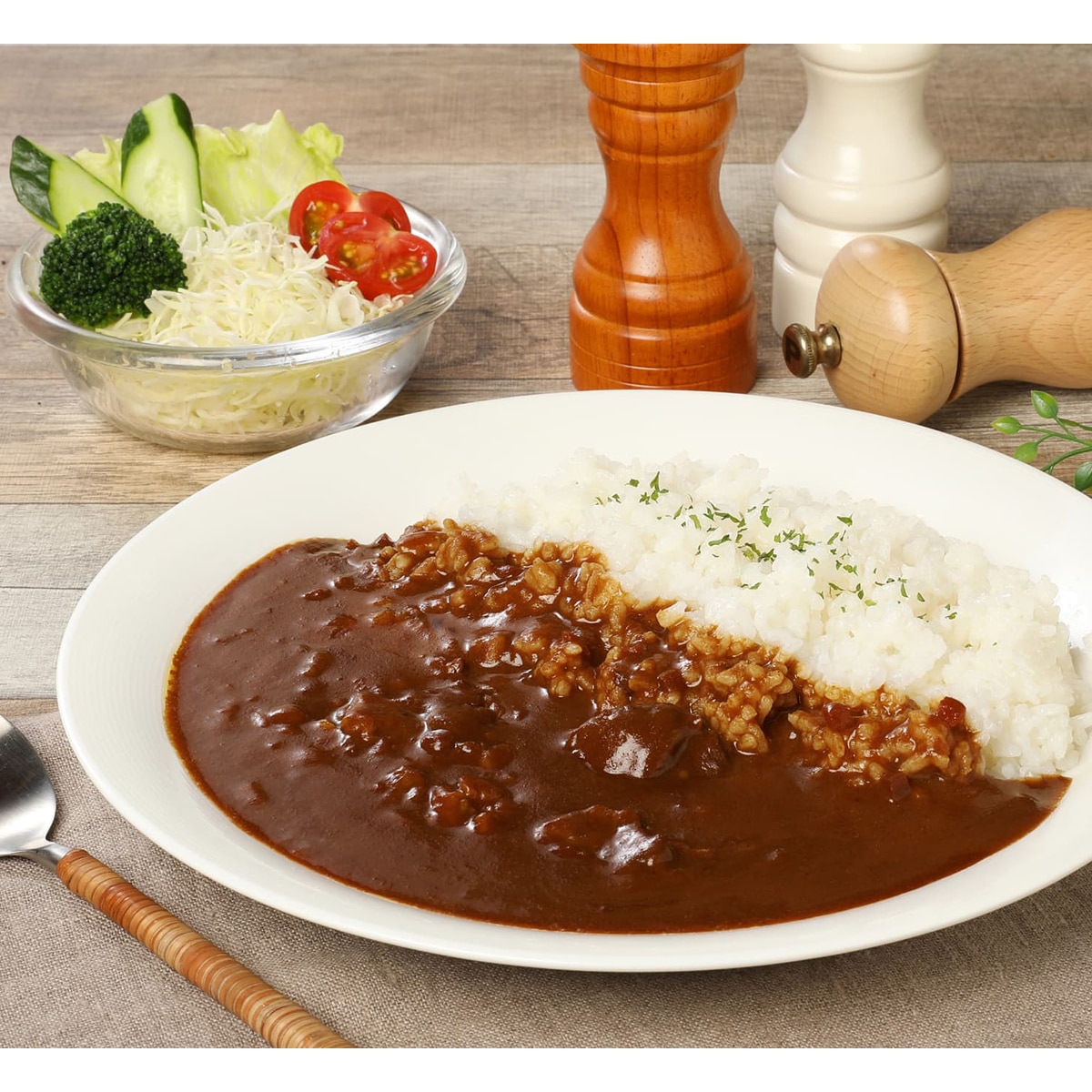 松阪牛ビーフカレー 〔200g〕 レトルトカレー