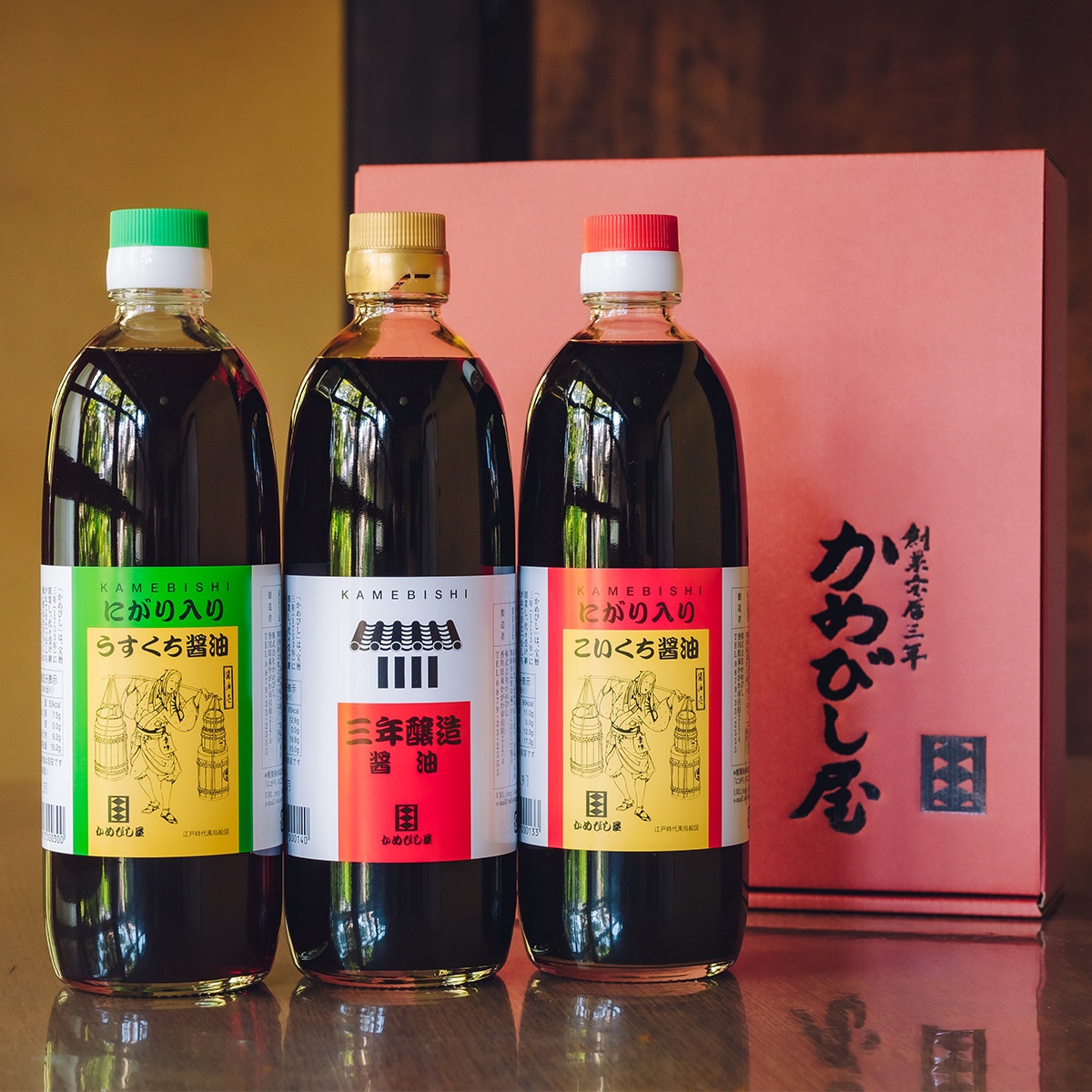 伝統の「むしろ麹」製法　元祖かめびししょうゆ３本セット