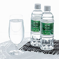 ウエルネス四万十 高知県 モンドセレクション金賞受賞の四万十の純天然水 軟水〔500ml×48本〕