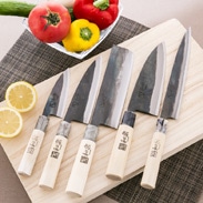 贈り物にもピッタリ！土佐打刃物職人が仕上げた「選りすぐりの料理庖丁5本フルセット」　土佐流和楽・高知県