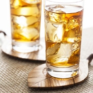 木の葉コースター　札幌クローバー会　北海道　タモとウォルナットの天然木を組み合わせたかわいいコースター