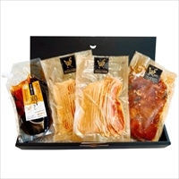 火内鶏 鶏すきとモツ焼セット 〔比内地鶏薄切りスライス130g×2、比内地鶏モツ焼き250g×1、あきた鶏すきタレ鶏うまし360ml×1〕