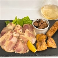 比内地鶏 火内鶏 スモークアペタイザー 〔スモークぼんじりボーン(骨付き)、スモークレバー&ハツ、フランクフルト ほか全5種〕