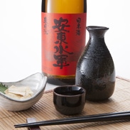 特別純米酒「安東水軍」 尾崎酒造株式会社　青森県　世界自然遺産・白神山地の麓にある老舗酒蔵が造ったこだわりの地酒。［特別純米酒］