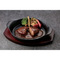 じっくり煮込んだデミグラスハンバーグ