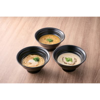 <つるとんたん>かけ、カレー、クリームのおうどんセット