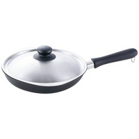 柳宗理 マグマプレート鉄フライパン22cm(蓋付)［北海道・沖縄県・離島 配送不可］