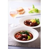 日比谷モルソー 秋元さくら監修 国産牛のシチュー 赤ワイン煮込み計2個〔ビーフシチュー200g×1、赤ワイン煮込み150g×1 〕肉・肉加工品