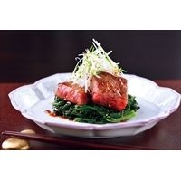 滋賀 吉商店 近江牛ひと口ステーキ用〔450g〕肉・肉加工品