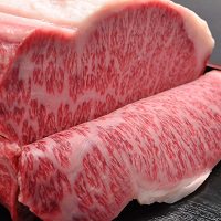 松阪まるよし 松阪牛サーロインステーキ〔200g×2枚、牛脂、ステーキ用調味料10g×2〕三重県