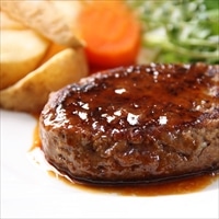 清水牛ハンバーグ 8個セット 〔ビーフハンバーグ100g×8、ステーキソース30g×4〕 北海道十勝産 牛肉惣菜