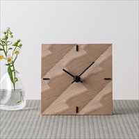 ko NENRIN 波紋 置き時計 〔サイズ:W124×H124×D38mm、単三電池1本〕 時計【北海道・離島 配送不可】