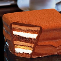 <TV番組で紹介>長崎石畳ショコラ 絶品チョコレートケーキ(ラージサイズ) | ネオクラシッククローバー(株式会社清水雲仙)・長崎県 【北海道・沖縄・離島 お届け不可】