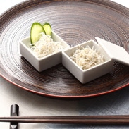 穫れたてと、できたて　どちらも抜群の美味しさ　釜揚げしらす　天日干ちりめんセット　｜　まるとも海産・和歌山県