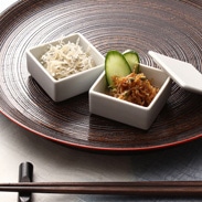 2つの異なる豊かな味と香りを　お楽しみください　天日干しちりめん　ちりめん山椒セット　｜　まるとも海産・和歌山県