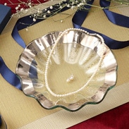 希少価値の高い　〈国産〉ゴールドパールネックレス・ワンポイントピアスセット　｜　滝田真珠・三重県