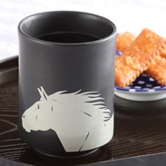 大堀相馬焼の陶器に新しい発想と感性で描く　KACHI-UMA01　｜　KACHI-UMAプロジェクト（主催ガッチ）・福島県