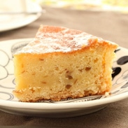 じゃばらの香り引き立つ 大人の味〈 じゃばらタルト 〉　｜　焼きたてのパンサンタ・和歌山県