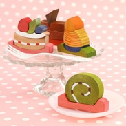 木のぬくもりを肌で感じて楽しめる 立体パズル〈 ケーキセット 〉小 | ウッディワーク岡田・滋賀県