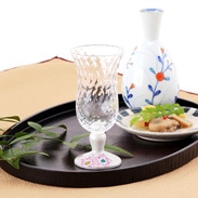 伝統工芸が和洋の空間を自然につなぐ〈 冷酒グラス 〉さくら文　｜　清峰堂株式会社・石川県