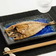 即席一品！調理いらずですぐに食べれる〈 骨まで食べるあじ開き 〉　｜　うえはら株式会社・長崎県