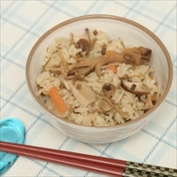 おだしの美味香 炊込みご飯のもと 3個セット 〔(乾燥野菜及び乾燥きのこ14g、だし(7g×2))×3〕 料理の素 美味香