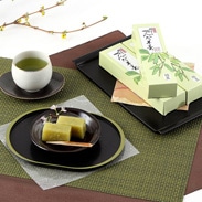 自慢の特製ずんだをふんだんに使用 ずんだ羊羹 3本セット