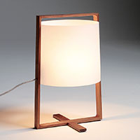 やさしい光と木の素材の持つ暖かさ H+(ホープラス) スタンド