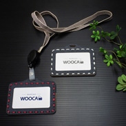 デニムと木の組み合わせが魅力的 IDカード・ケース(Denim Combination) WOOCA