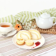 北海道産にこだわった　ナチュラルチーズケーキセットとトテッポロールケーキ　十勝トテッポ工房・北海道