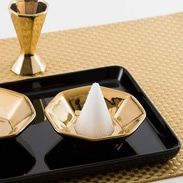 全方位から運気を呼び込む八角形パワー 福招き金八角盛り塩揃塩付き 開運 厄除け 魔除け