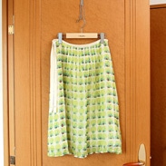 くすのきで衣類を虫からブロック　　マジックスボトムハンガー