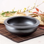 手作り麺・ピザ生地が美味しく仕上がる こね鉢 25.5黒 石見焼