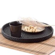 伝統の技術を惜しげもなく込めた逸品　「伝」山中塗　ロックカップ　黒