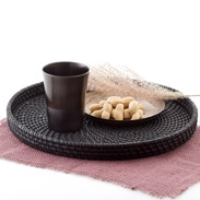 伝統の技術を惜しげもなく込めた逸品　「伝」山中塗　トールカップ　黒