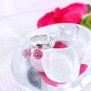 エリズ・オリジナルデザイン　スィングクリスタルリング　（ショッキングピンク玉+淡ピンク玉）