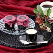 なめらかな食感　ブラウンスイス乳黒陶器入りプリン　十勝ドルチェ・北海道