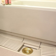 浴室の排水口掃除が簡単に！　ヌメリ＆臭いを抑えてお掃除簡単　真鍮製まとまるヘアキャッチャー