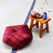 インテリアのワンポイントになる 高級絹織物・西陣織 西陣織おじゃみ座布団