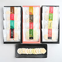 えびせんべい 詰め合わせ 憩い 12種入 〔甘えび・あおさ・ごぼう・あかしゃ海老・きゃべつ塩 他全12種〕 愛知県 和菓子 変わり種えびせん是蔵