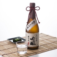 「きき酒コンテスト３年連続岡山王者」の三代目が仕込んだ　きびの吟風　備前雄町米　純米大吟醸　有限会社板野酒造場・岡山県［純米大吟醸酒］